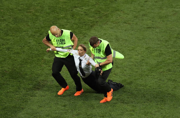 通过对墨菲 通过对墨菲