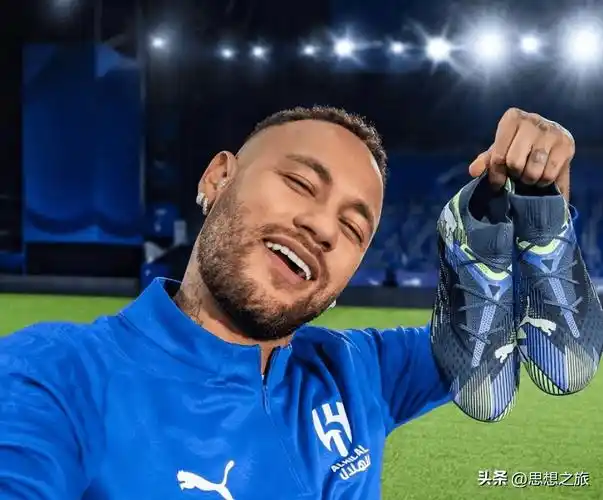 热烈的支持 热烈的支持